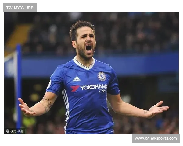 法布雷加斯赛后拥抱尼科-帕斯，皇马租将获盛赞